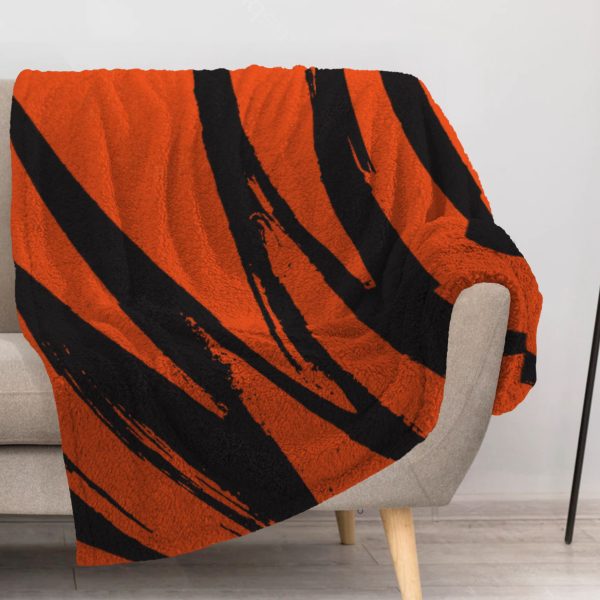 ZapMerch Cinciati Roa Blanket Tiger Stripes Throw Blankets Couch Bed Living Room Decor Soft Durable Washable 57" X 50" SC00357-004